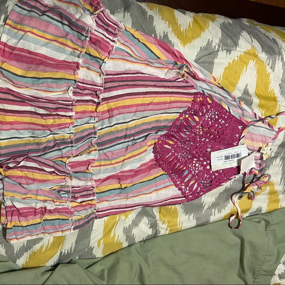 Cute Tank Top - Picture 2 of 4